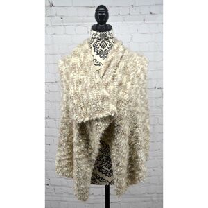V. FRAAS Womens Kensie Brushed Plaid Sleeveless Poncho SIZE MEDIUM Heather Camel